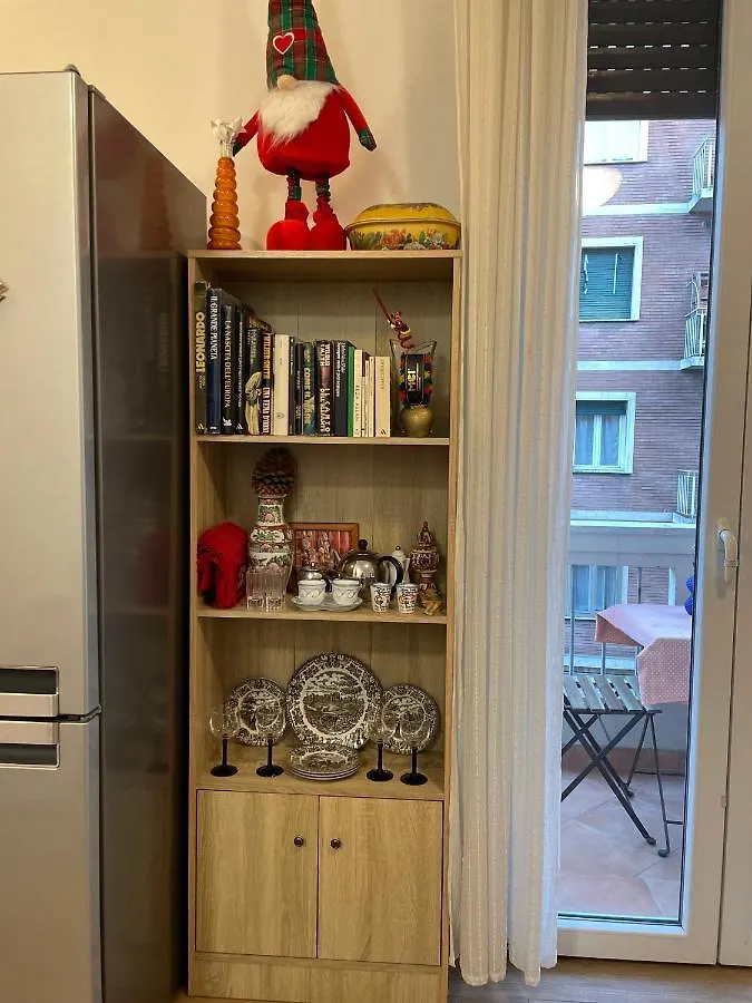 Castle Door House - Single Rooms With Double Beds Near Central Train Station Bolonia